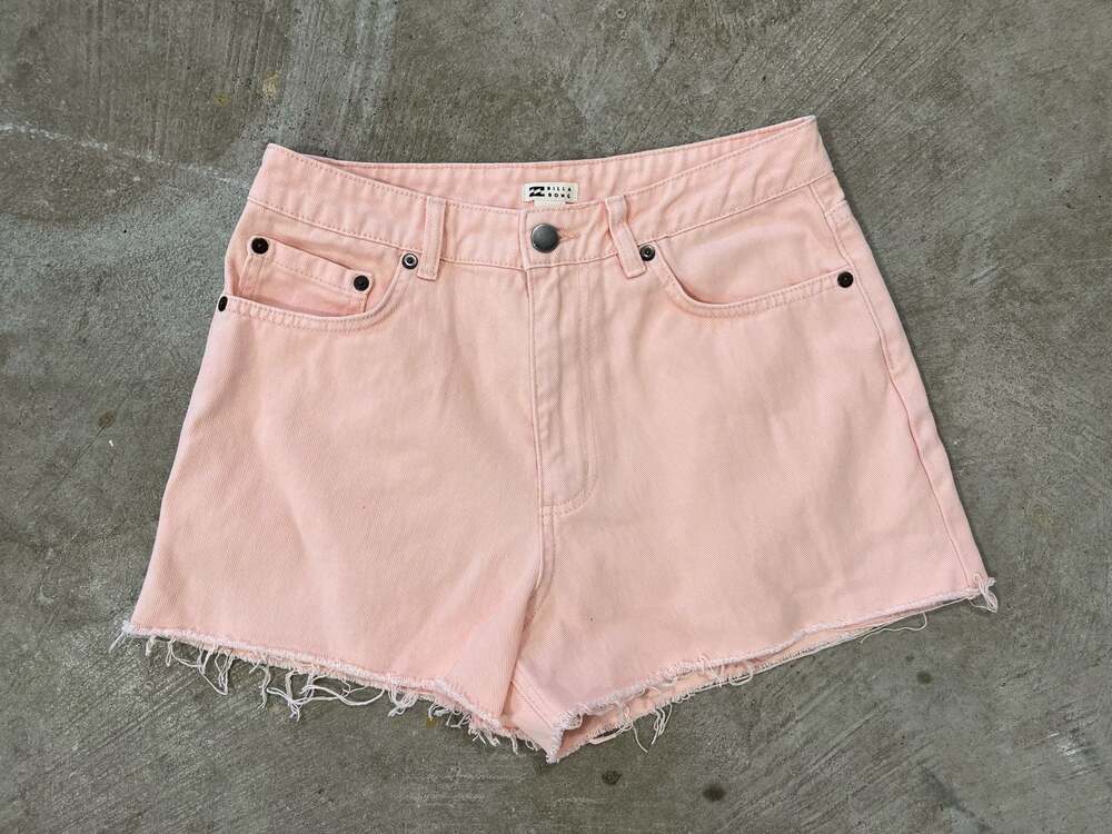 Billabong women’s High Tides Denim Shorts Size 29 Pink Raw Hem